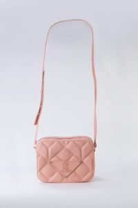 Lançamento Exclusivo de Bolsas Azura Rio: O Toque Final para Seu Look