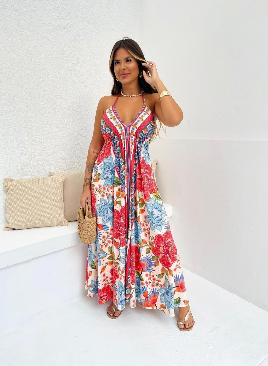 Cores que Encantam: Conjuntos e Vestidos da Azura Rio para Você Brilhar