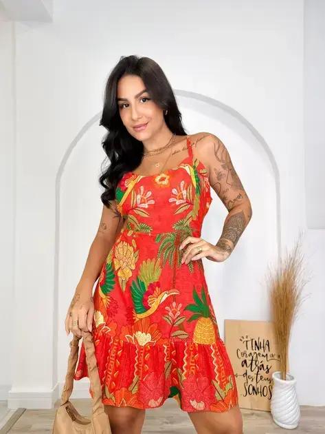 Vestidos Zoe, Luna e Talita: Charme e Conforto para um Verão Inesquecível