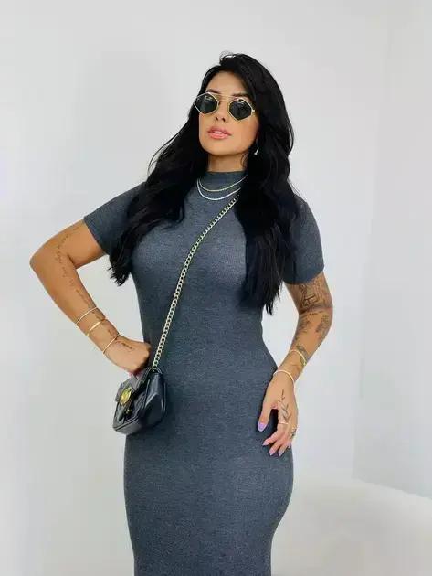 Midi vestido para qualquer ocasião: Como escolher o modelo perfeito